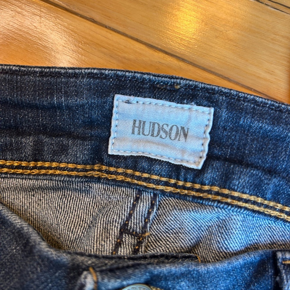 Hudson Mid-Rise Beth Baby Boot Women's Dark Blue Jeans with Back Flap Pockets - Picture 16 of 17